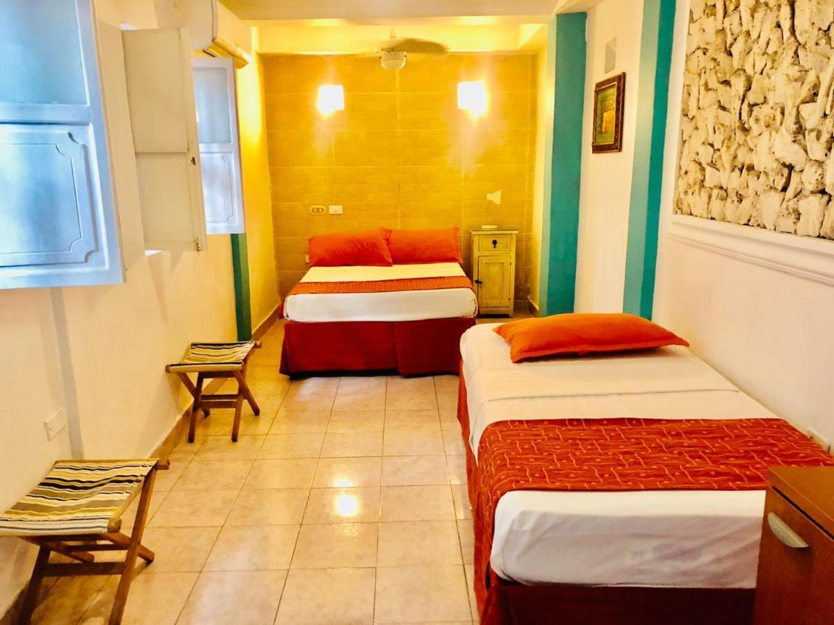 Antigua Calle Almudena Hotel Cartagena Екстер'єр фото