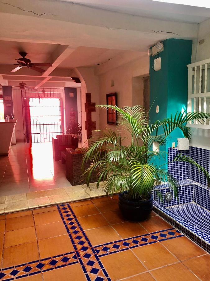 Antigua Calle Almudena Hotel Cartagena Екстер'єр фото