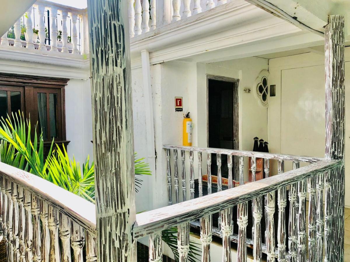 Antigua Calle Almudena Hotel Cartagena Екстер'єр фото